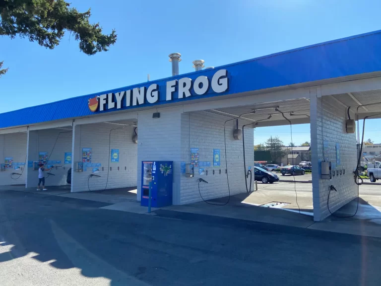 Bend Flying Frog Car Wash